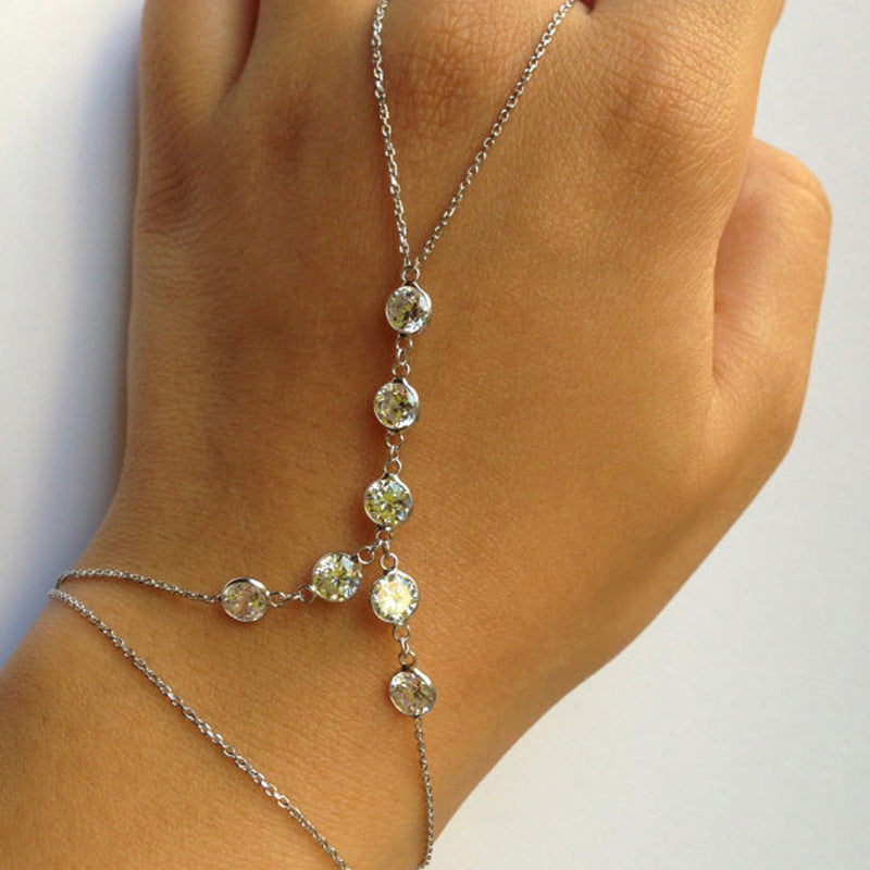 Women's Fashion Creative Accessories With Finger Bracelet